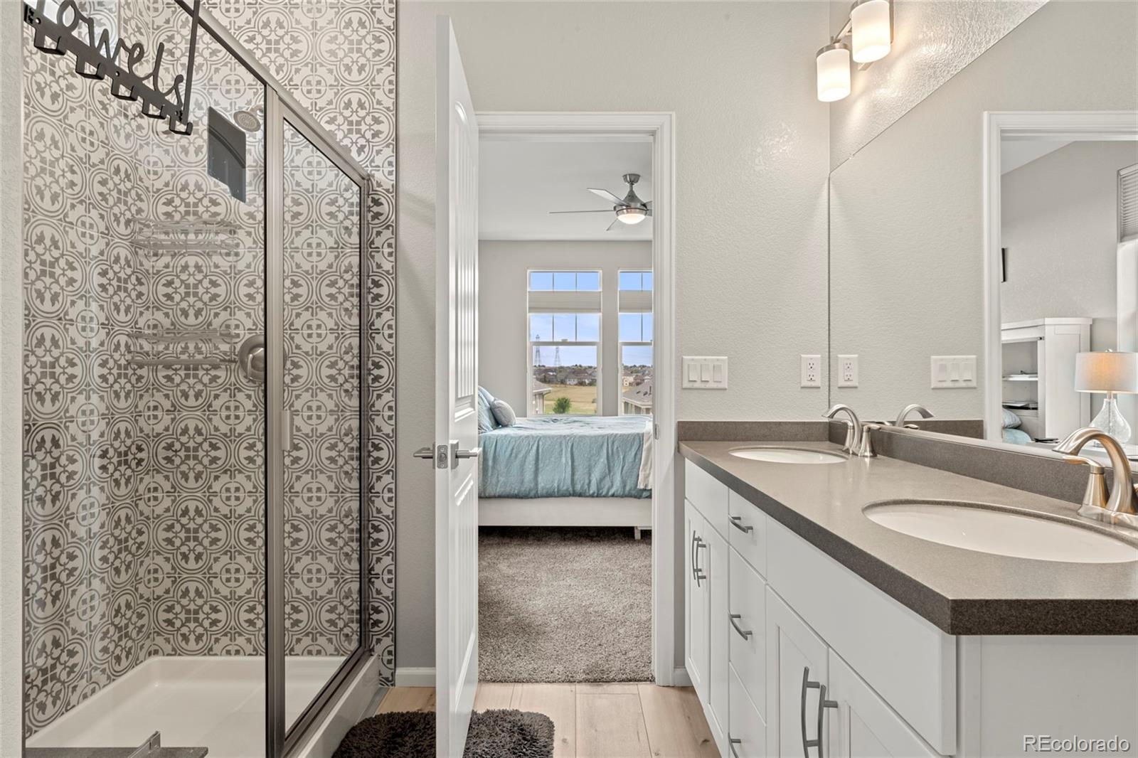 MLS Image #10 for 21426 e stanford avenue,aurora, Colorado