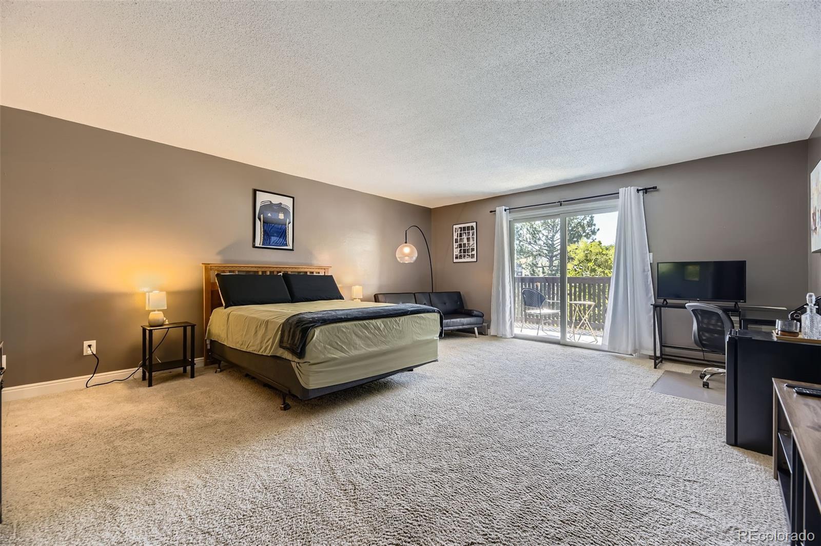 MLS Image #11 for 7020 e girard avenue,denver, Colorado