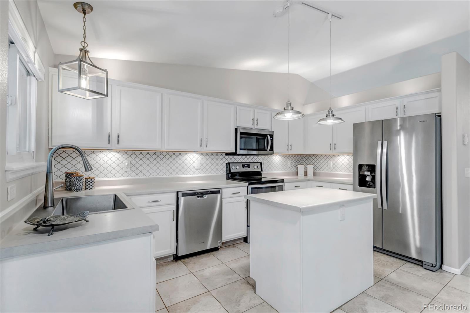 MLS Image #11 for 2602  cove creek court,highlands ranch, Colorado