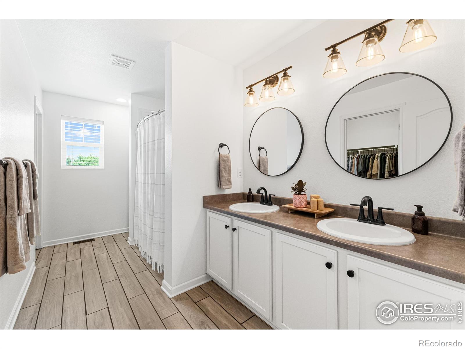 MLS Image #16 for 1585  sorenson drive,windsor, Colorado