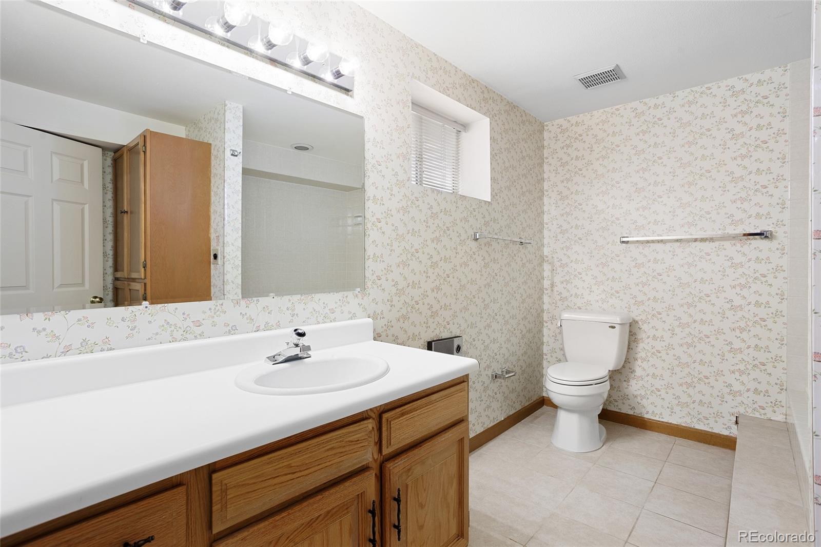 MLS Image #28 for 6814 s jasmine court,centennial, Colorado