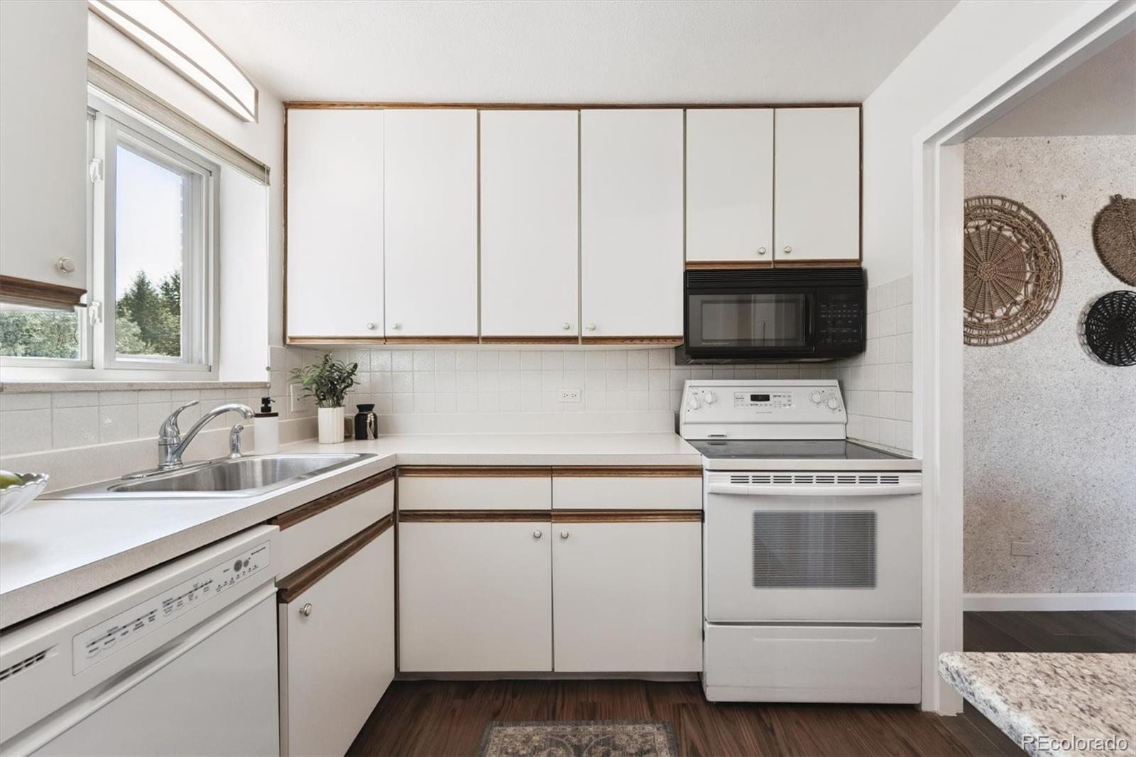 MLS Image #9 for 7801 w 35th avenue,wheat ridge, Colorado