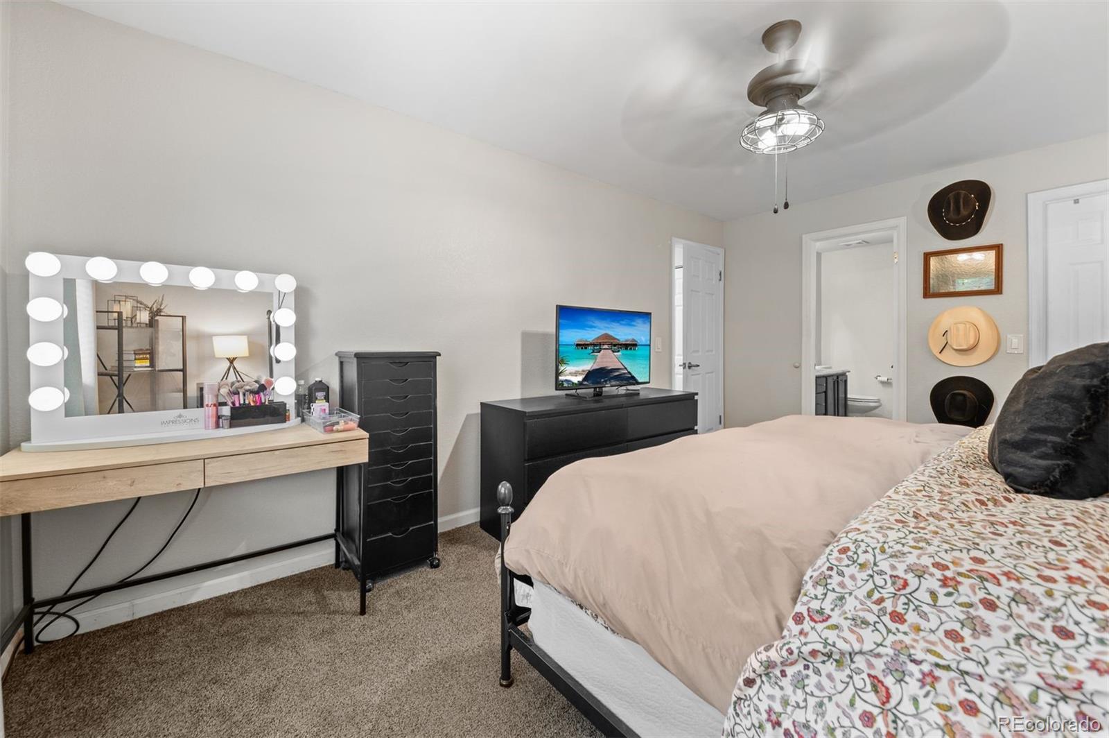 MLS Image #17 for 3600 s pierce street,denver, Colorado