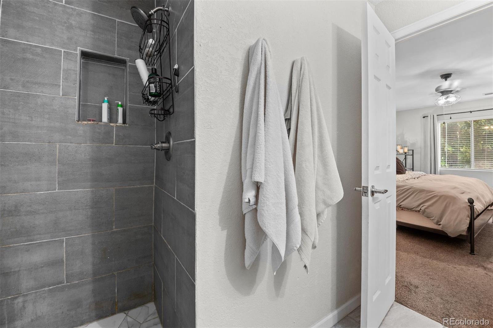 MLS Image #19 for 3600 s pierce street,denver, Colorado