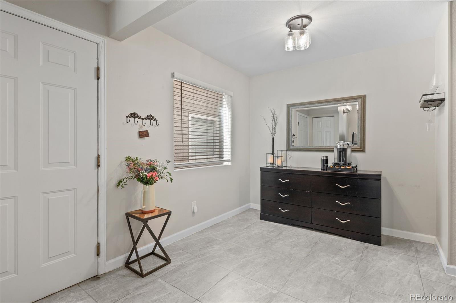 MLS Image #8 for 3600 s pierce street,denver, Colorado
