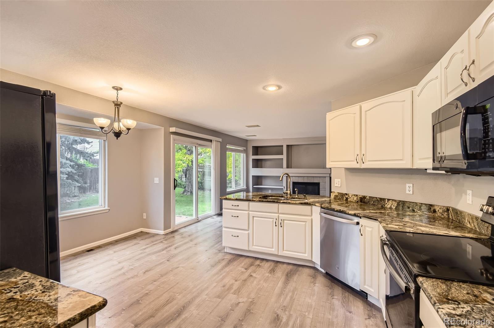 MLS Image #6 for 20481 e mansfield place,aurora, Colorado