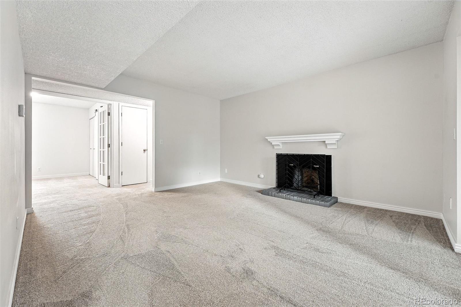 MLS Image #19 for 3141 s tamarac drive 301e,denver, Colorado