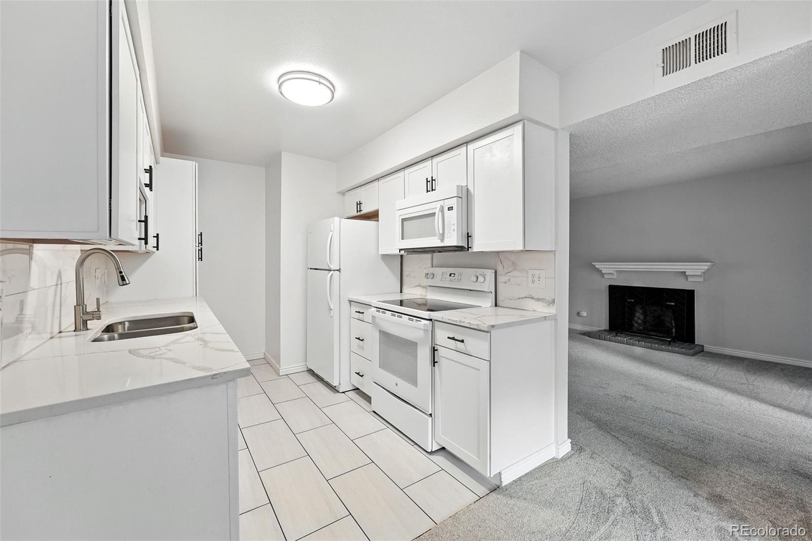 MLS Image #23 for 3141 s tamarac drive 301e,denver, Colorado