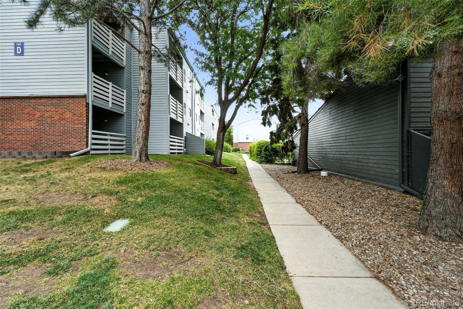 MLS Image #4 for 3141 s tamarac drive 301e,denver, Colorado