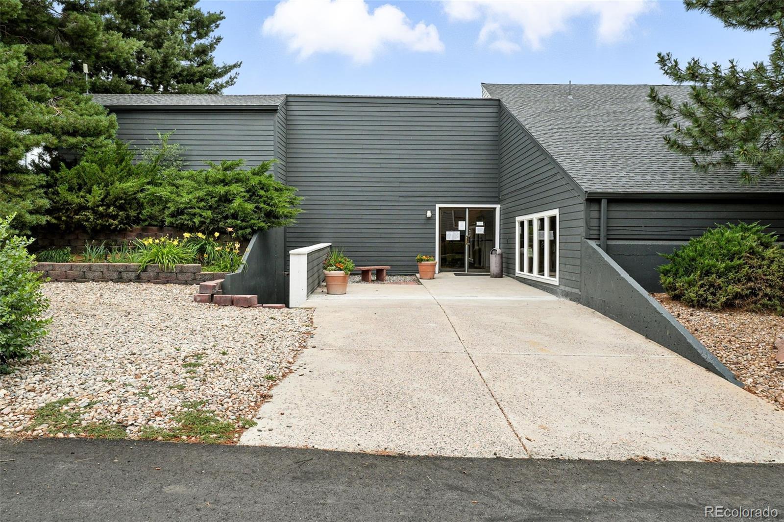 MLS Image #7 for 3141 s tamarac drive 301e,denver, Colorado