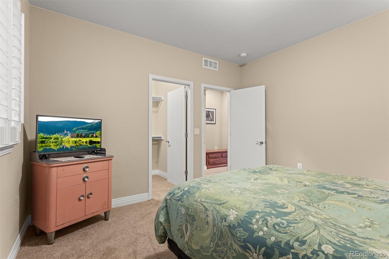MLS Image #30 for 8272 e 55th place,denver, Colorado