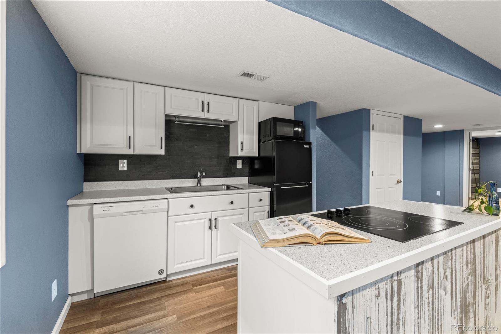 MLS Image #30 for 210  saxony road,johnstown, Colorado