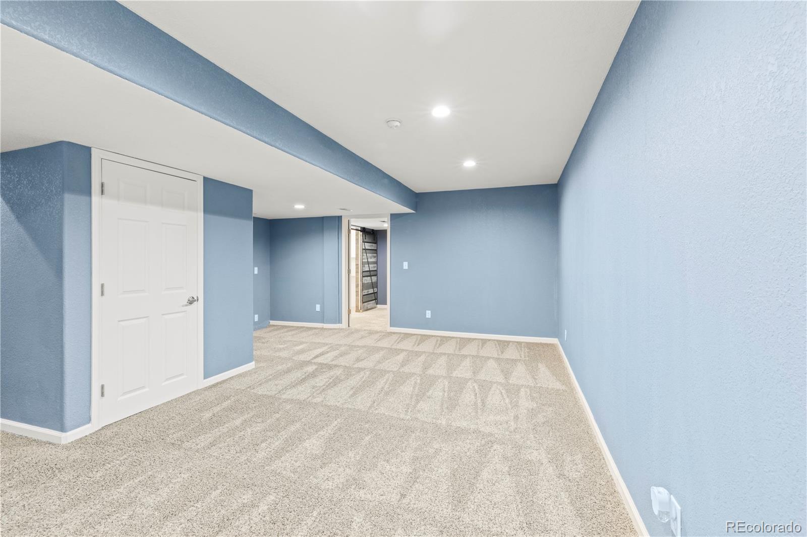 MLS Image #32 for 210  saxony road,johnstown, Colorado