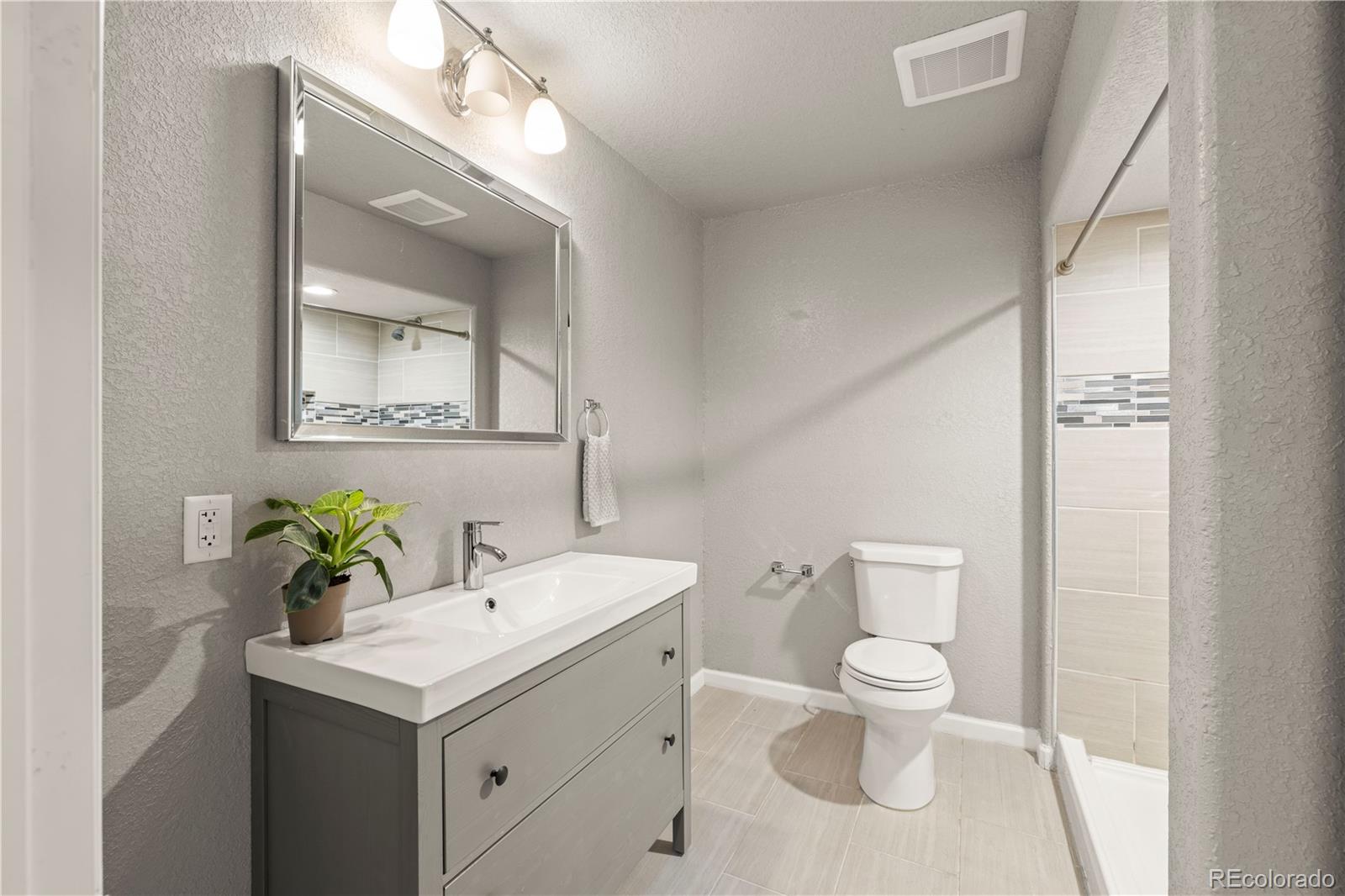 MLS Image #33 for 210  saxony road,johnstown, Colorado