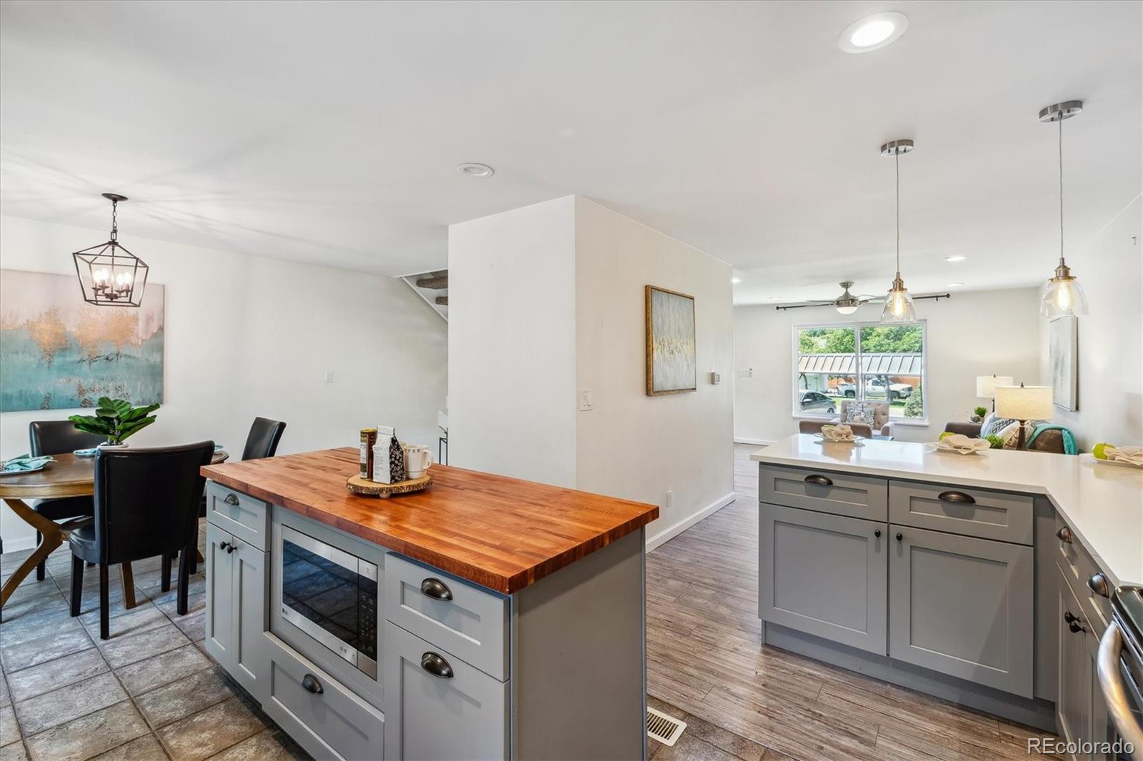 MLS Image #6 for 7372 e princeton avenue,denver, Colorado