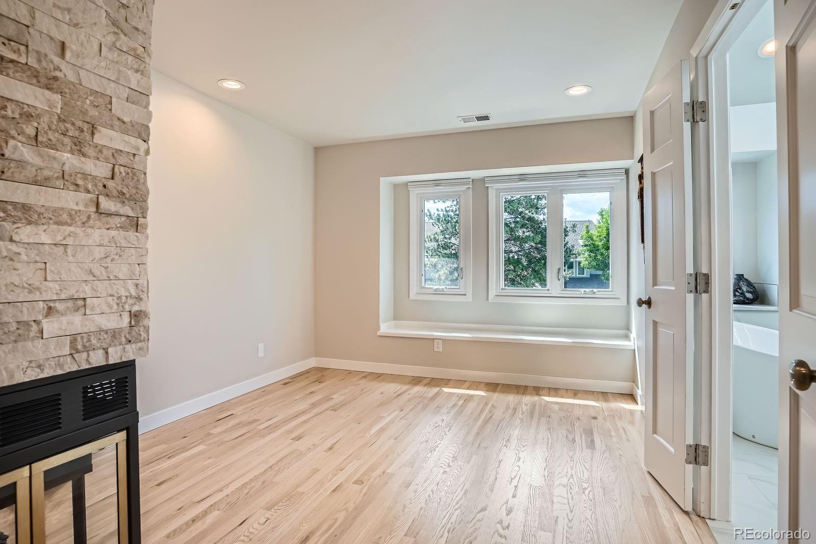 MLS Image #12 for 8505 e temple drive,denver, Colorado