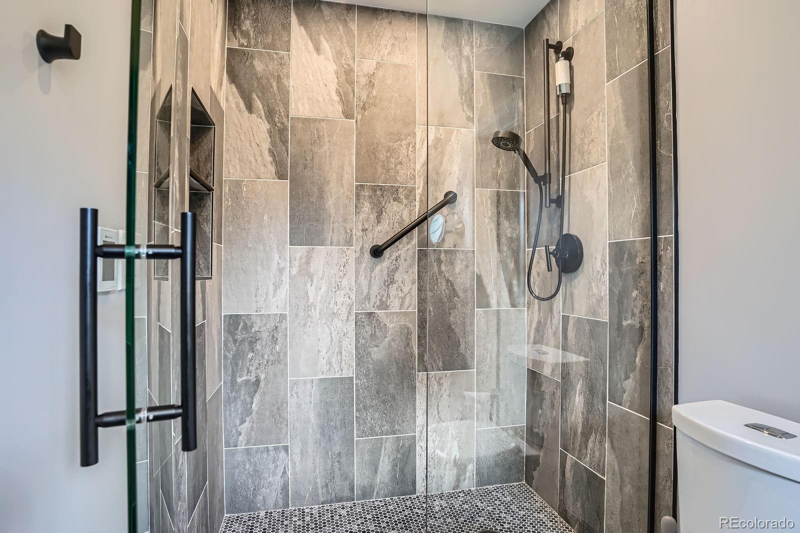 MLS Image #16 for 8505 e temple drive,denver, Colorado
