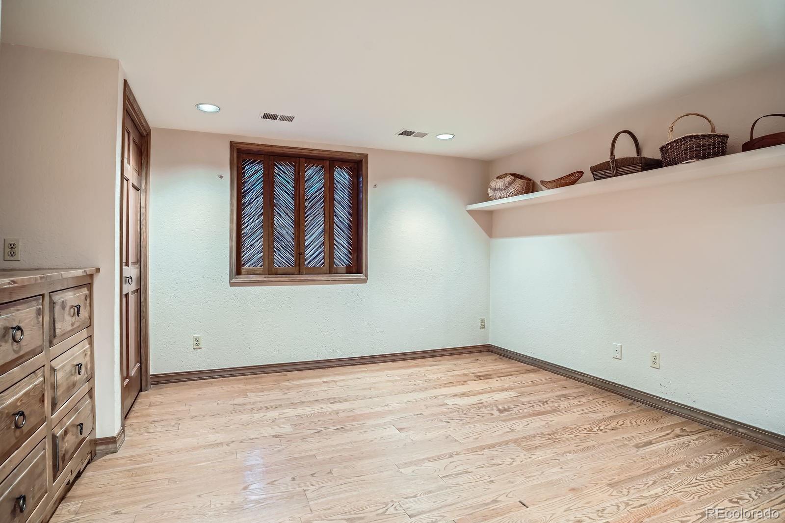 MLS Image #20 for 8505 e temple drive,denver, Colorado