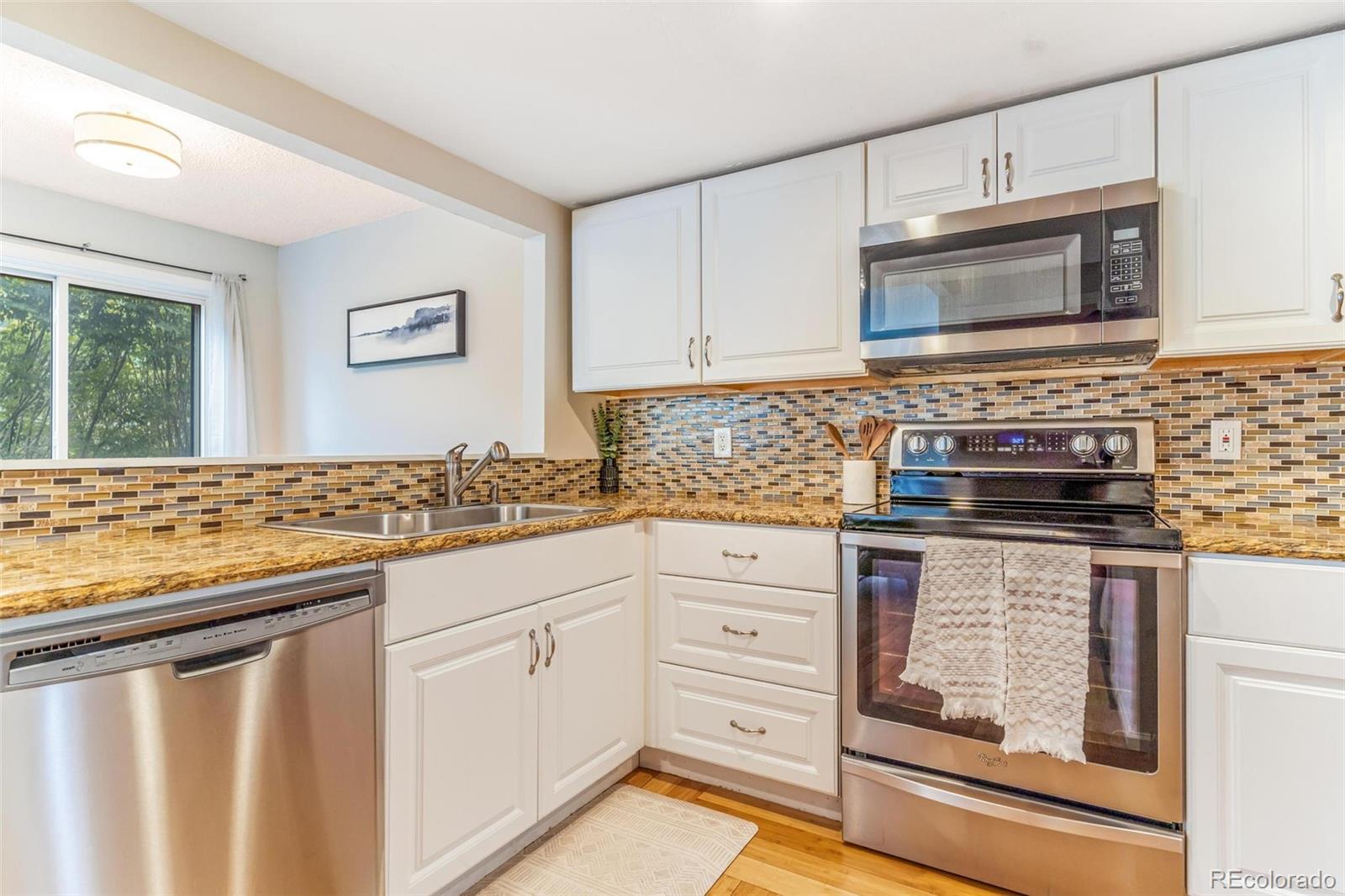 MLS Image #3 for 10290 w jewell avenue b,lakewood, Colorado