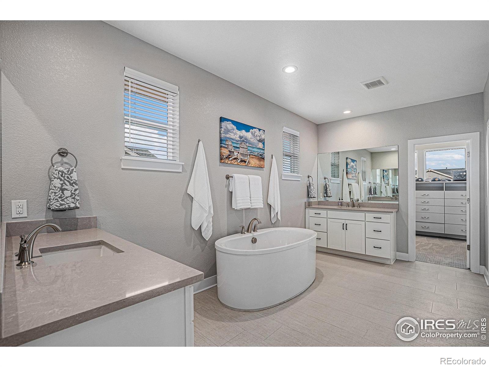 MLS Image #18 for 6733 s waterloo court,aurora, Colorado