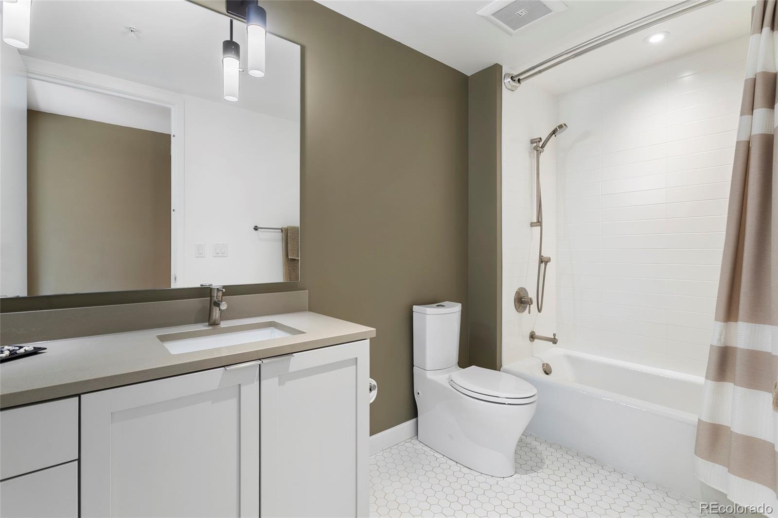 MLS Image #23 for 1750  wewatta street 1004,denver, Colorado