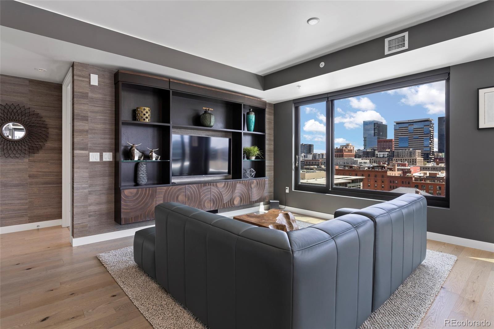 MLS Image #3 for 1750  wewatta street 1004,denver, Colorado