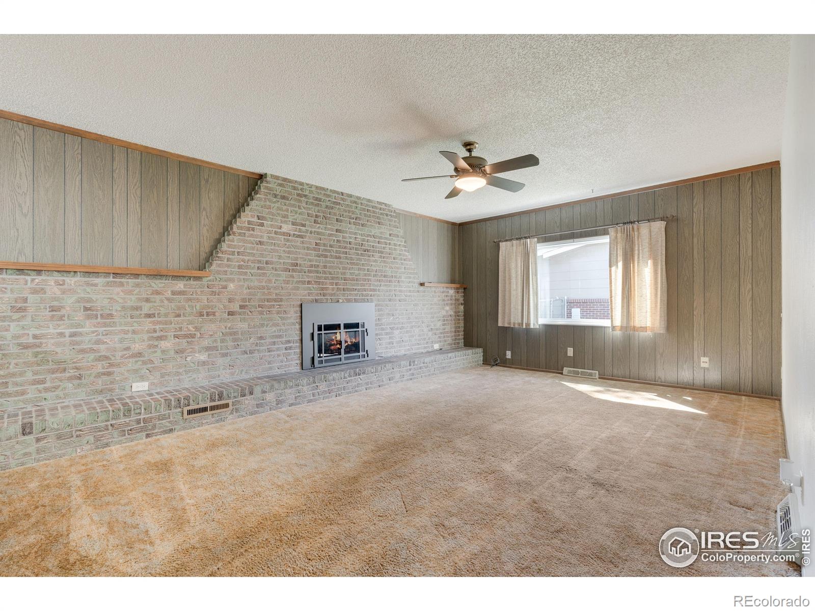 MLS Image #11 for 2442  collyer street,longmont, Colorado