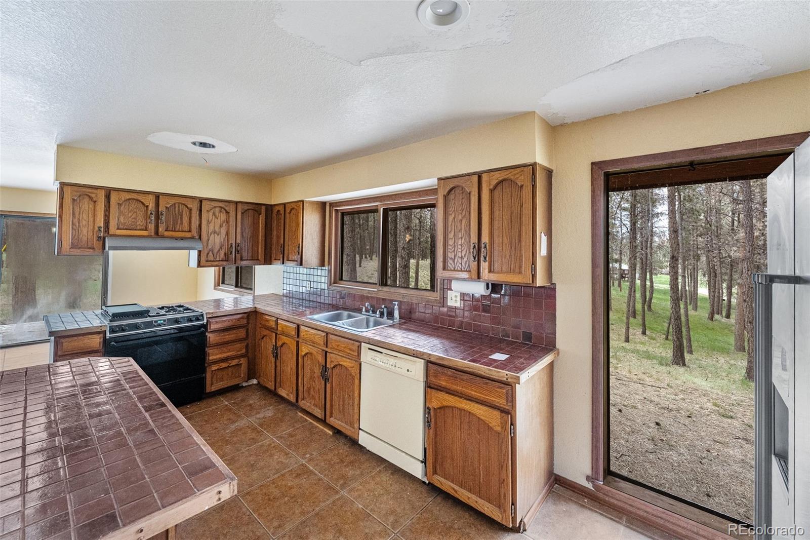 MLS Image #8 for 12150  greentree lane,colorado springs, Colorado
