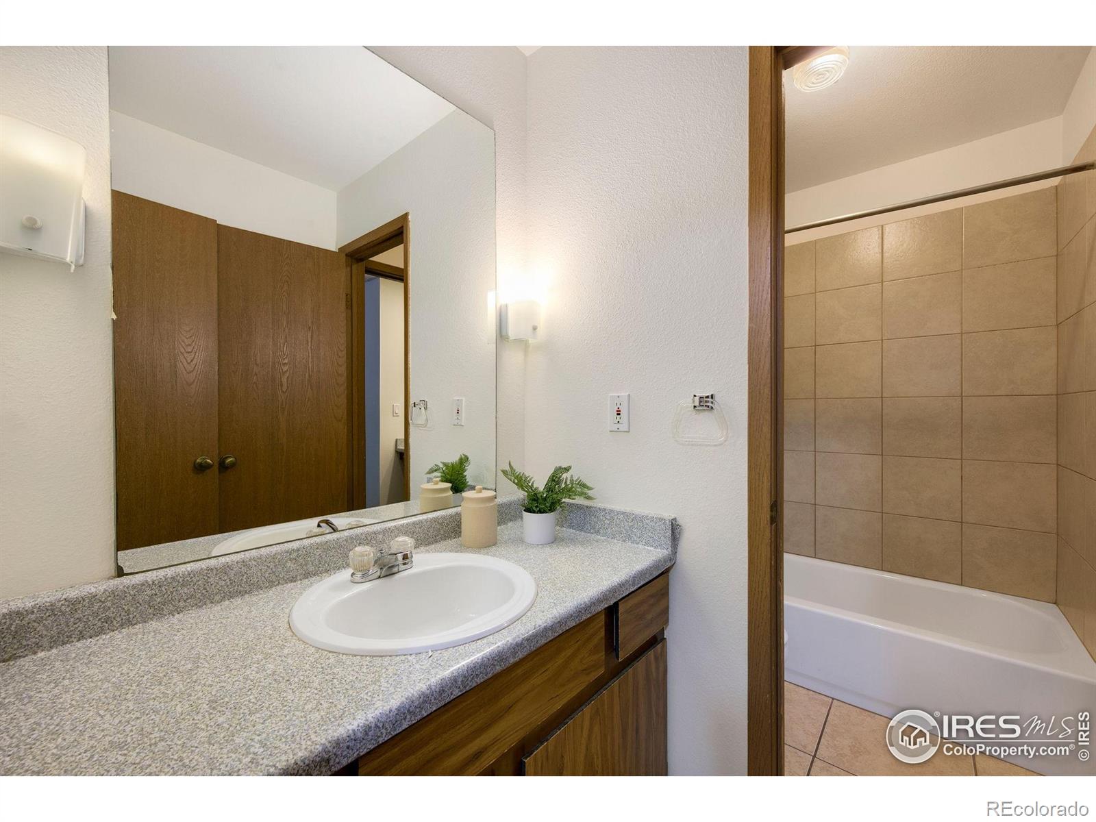 MLS Image #14 for 925  columbia road,fort collins, Colorado