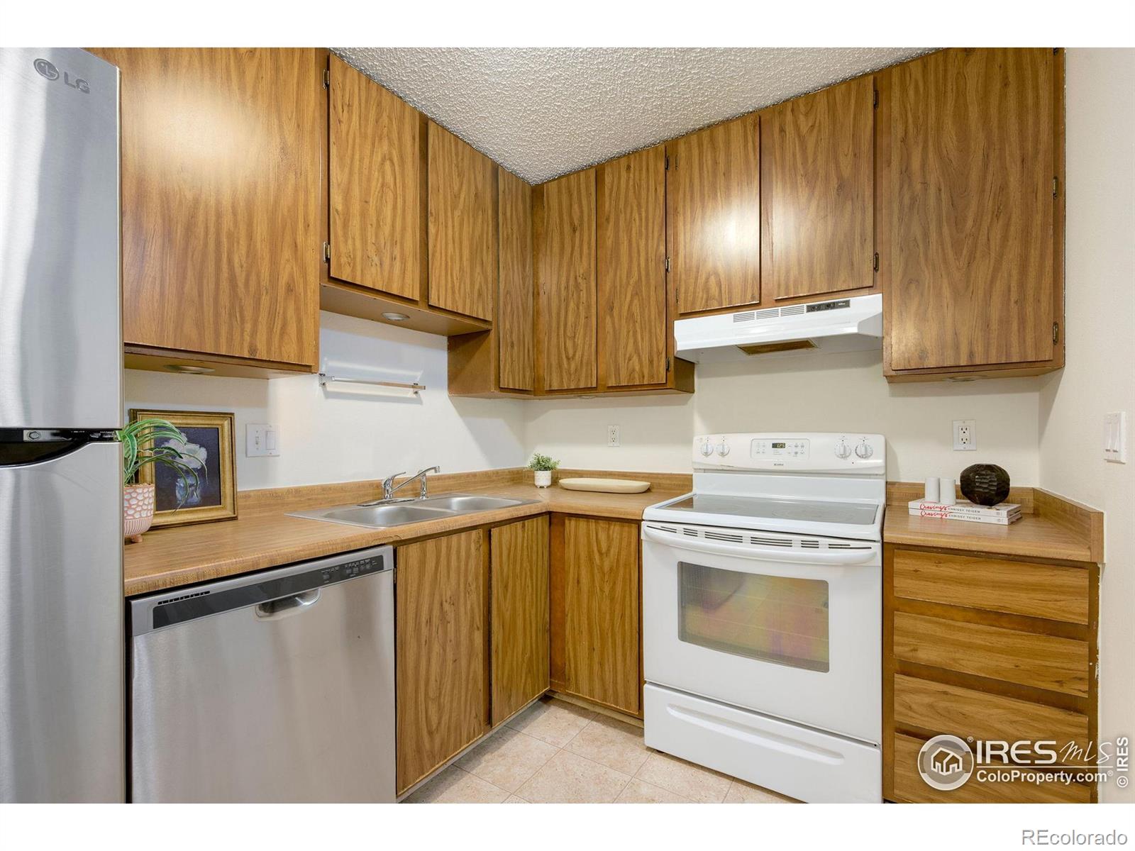 MLS Image #9 for 925  columbia road,fort collins, Colorado