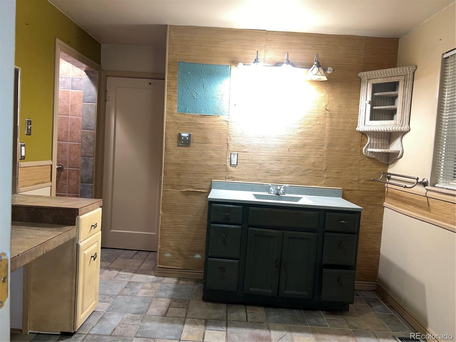 MLS Image #21 for 527 s bryant street,denver, Colorado
