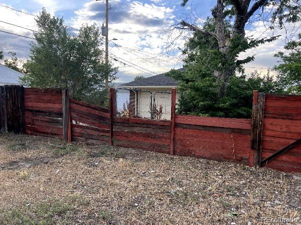 MLS Image #24 for 527 s bryant street,denver, Colorado