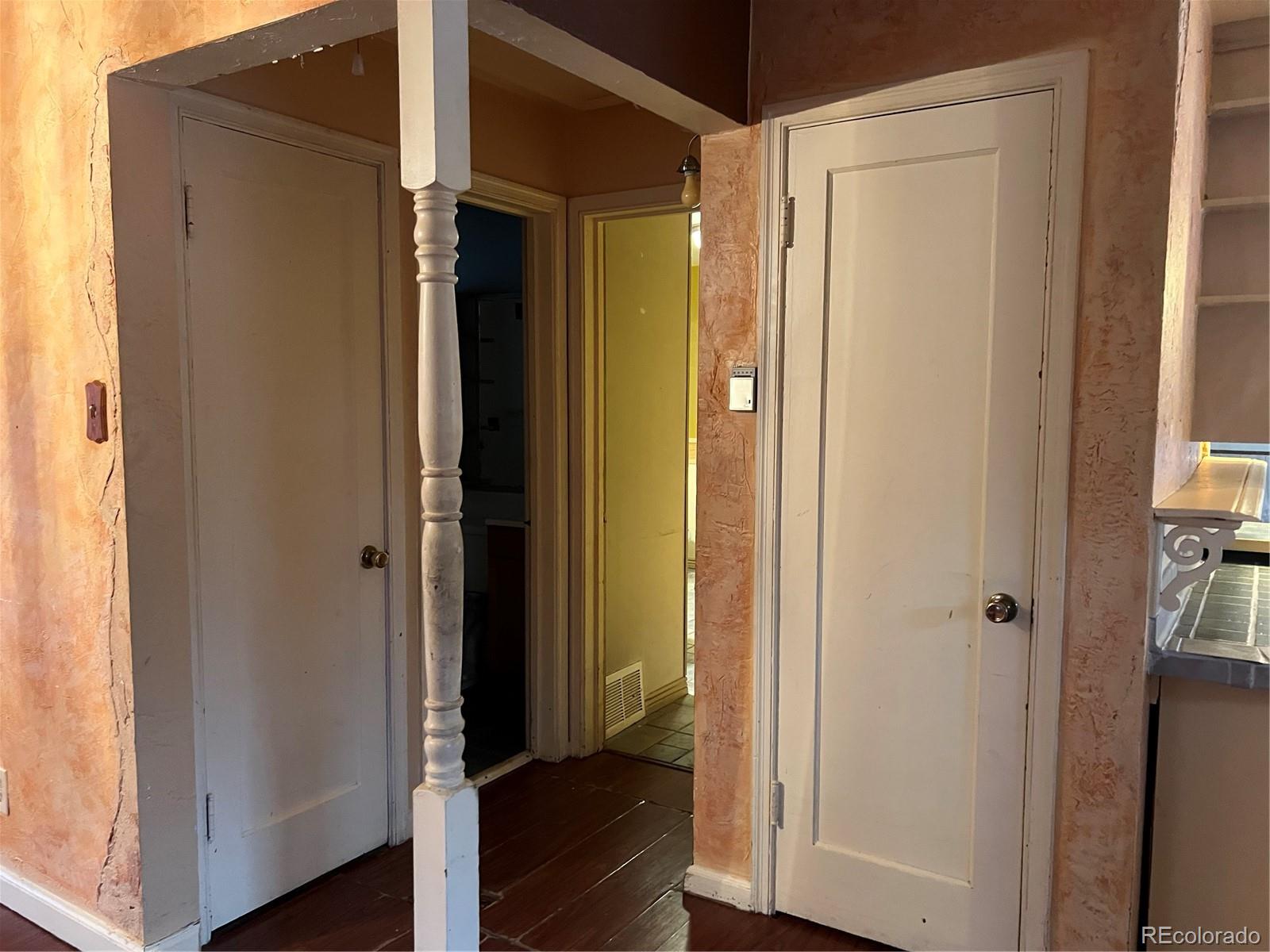 MLS Image #5 for 527 s bryant street,denver, Colorado