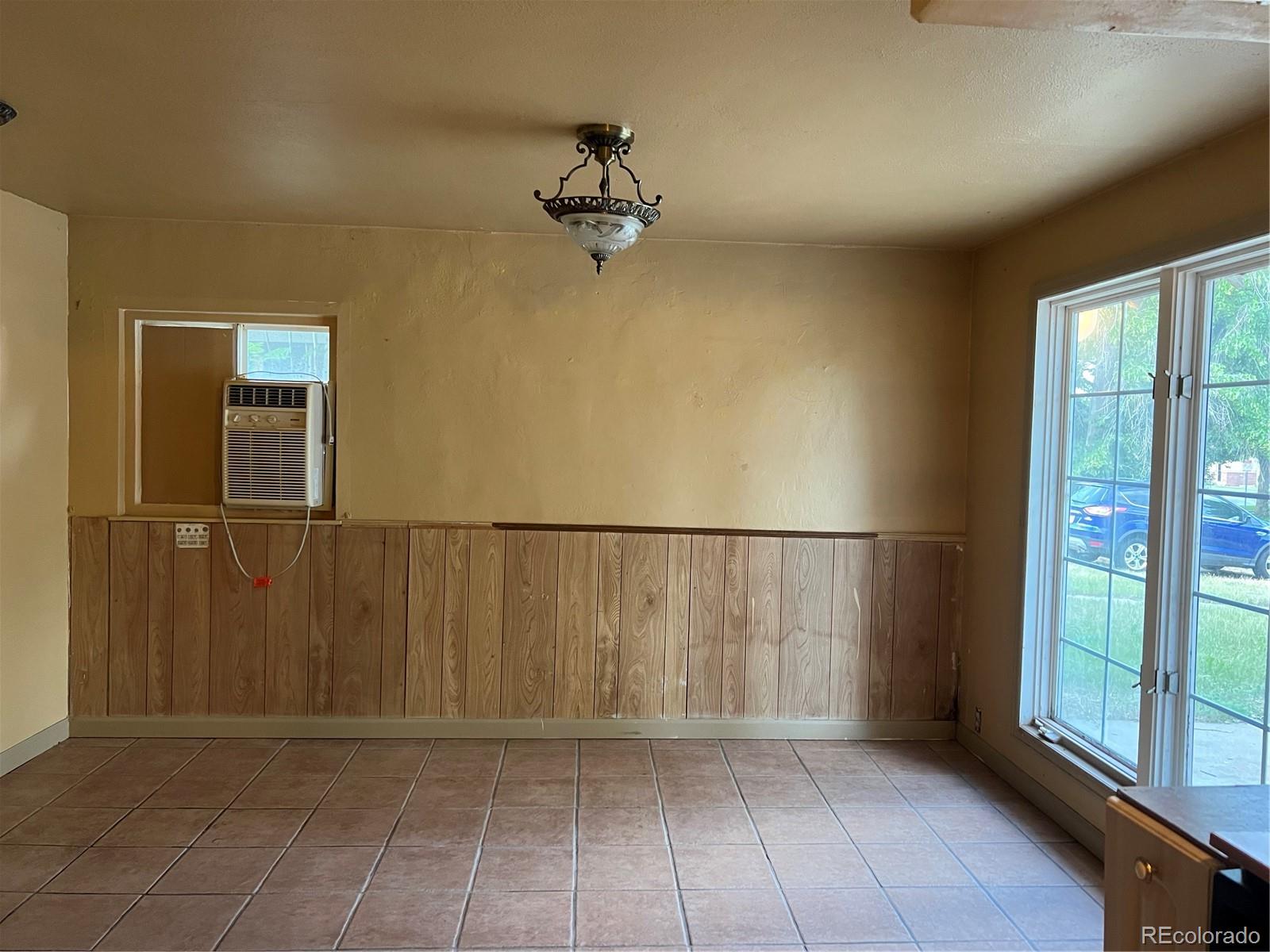 MLS Image #9 for 527 s bryant street,denver, Colorado