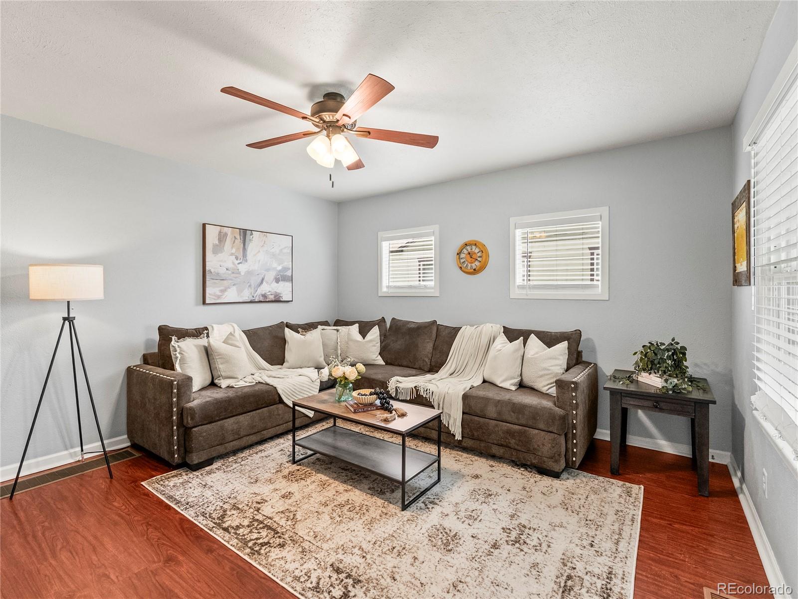 MLS Image #4 for 4548 s sherman street,englewood, Colorado