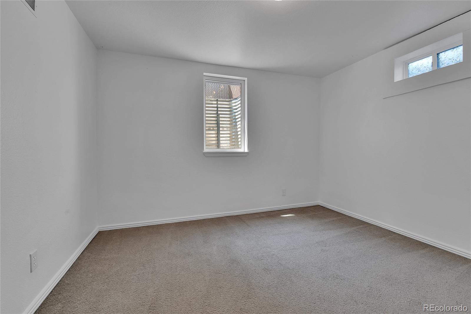 MLS Image #16 for 8551  faraday street,denver, Colorado