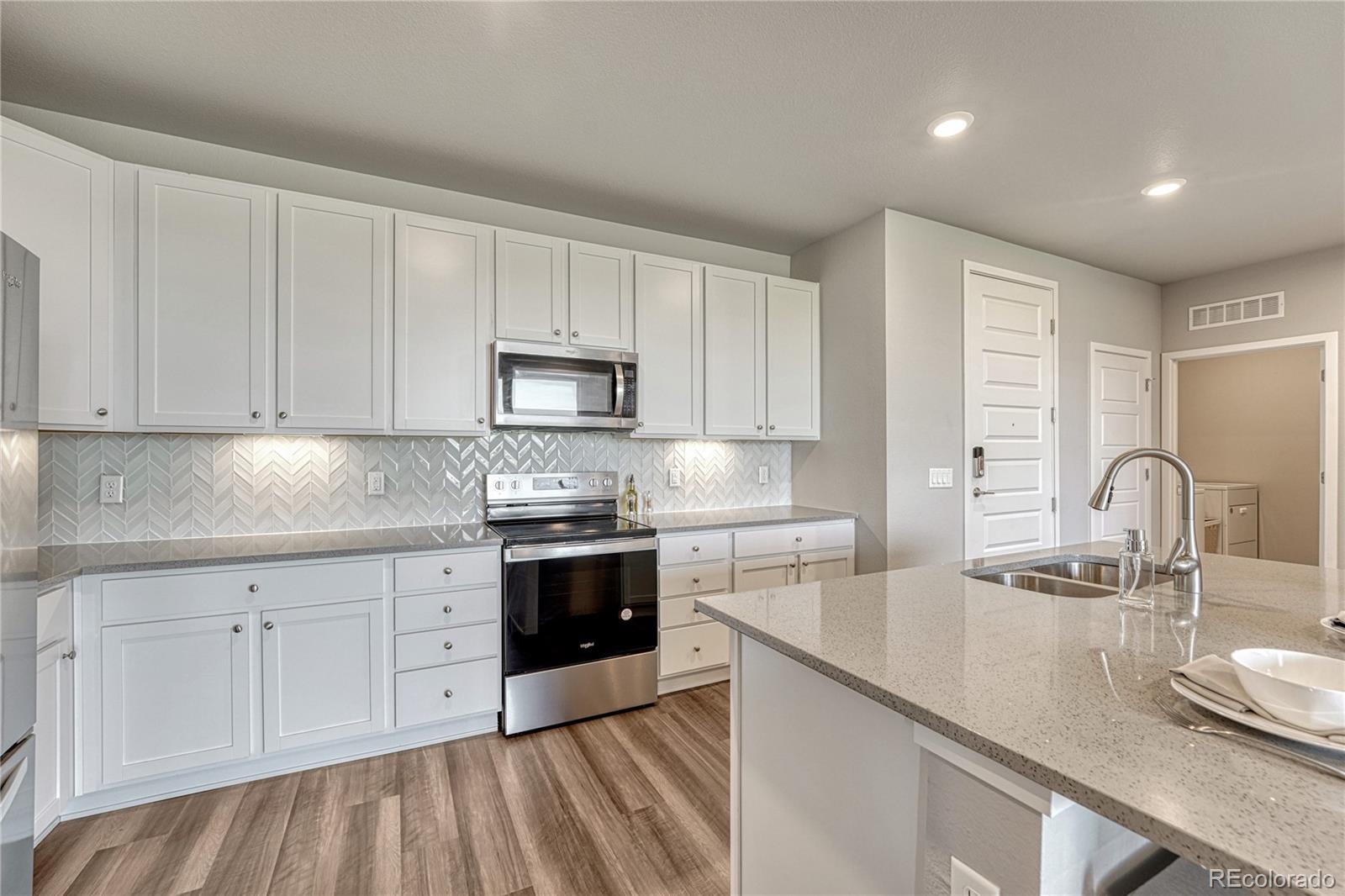 MLS Image #10 for 9291  twenty mile road,parker, Colorado