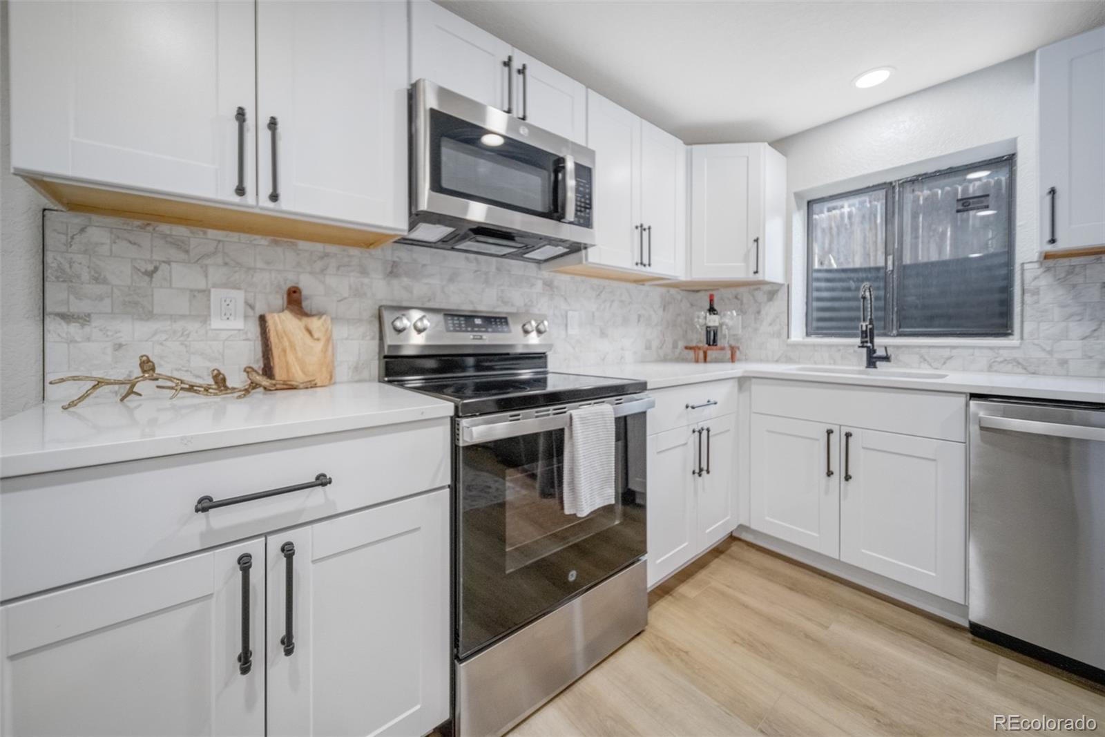 MLS Image #2 for 8367 s reed street,littleton, Colorado