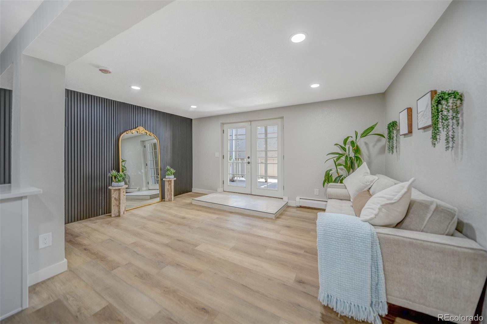 MLS Image #4 for 8367 s reed street,littleton, Colorado