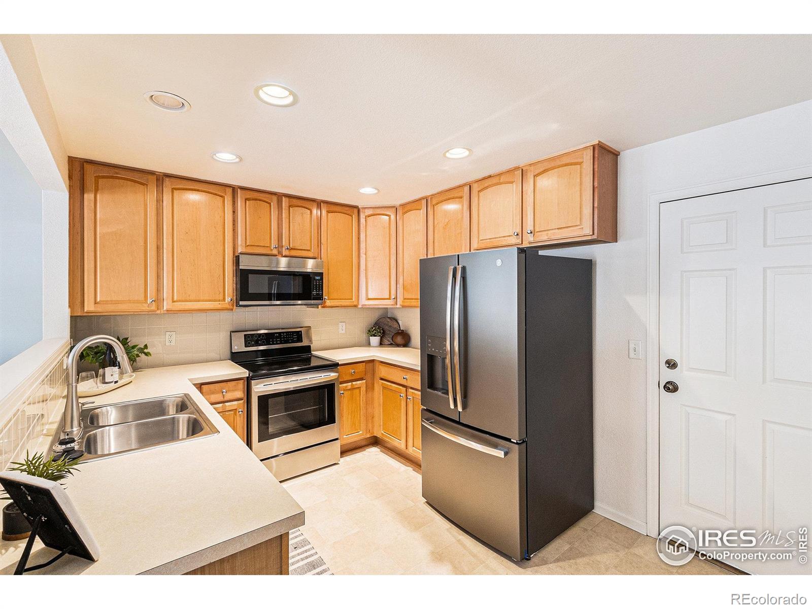 MLS Image #8 for 5124  stillwater creek drive,fort collins, Colorado
