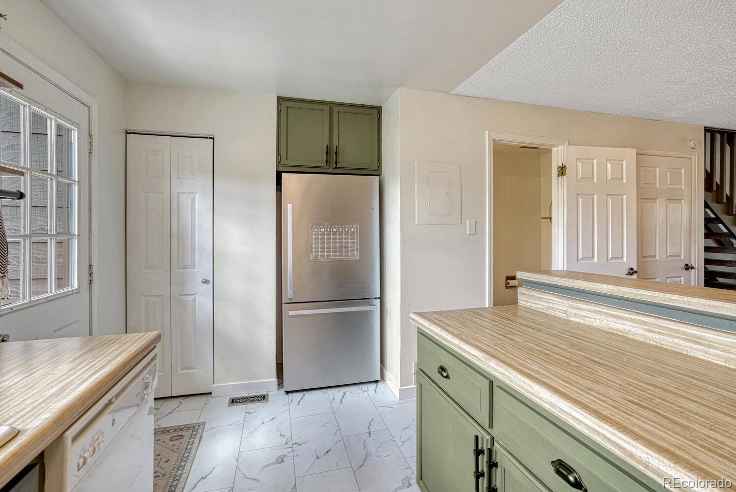 MLS Image #10 for 458  rolling hills drive,colorado springs, Colorado