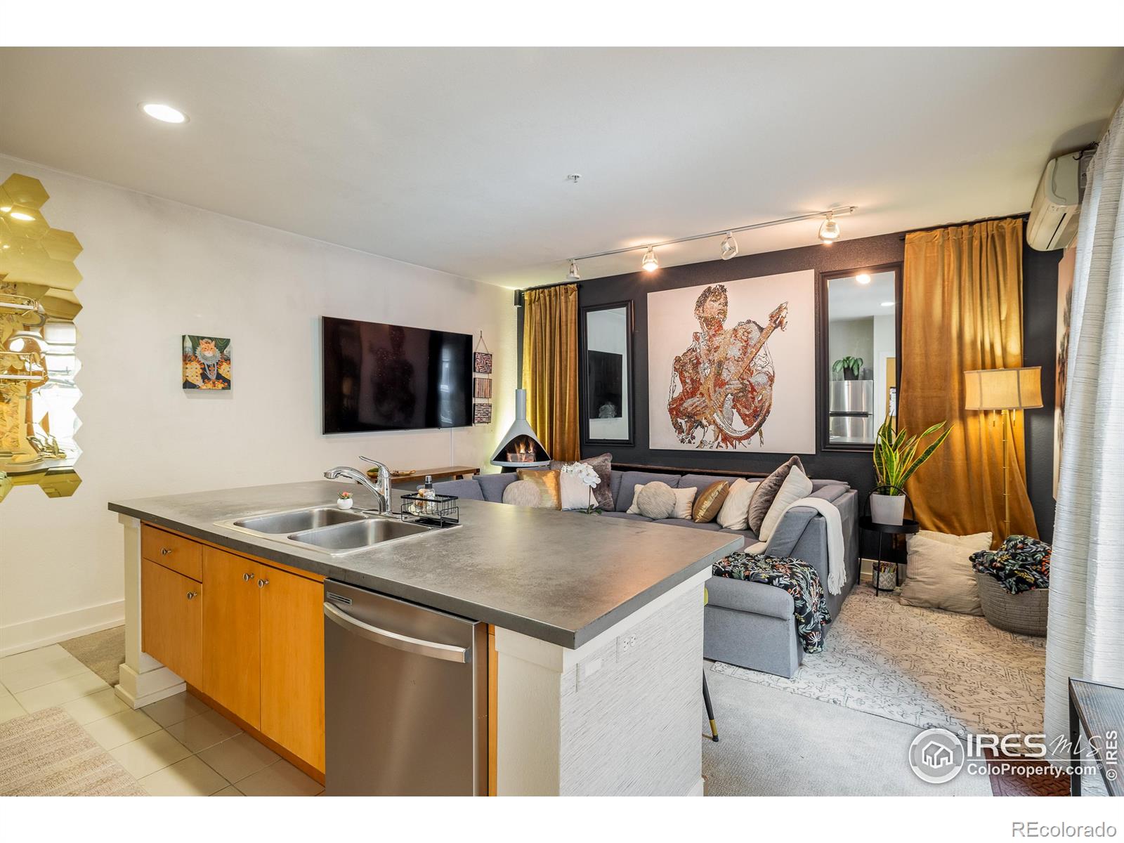 MLS Image #7 for 801  confidence drive,longmont, Colorado