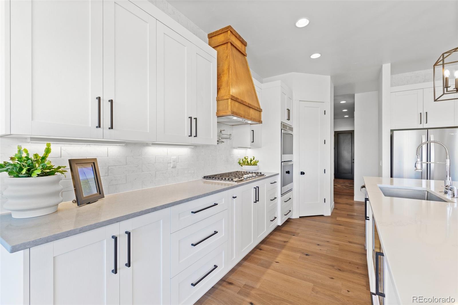MLS Image #11 for 19144  baskerville way,monument, Colorado