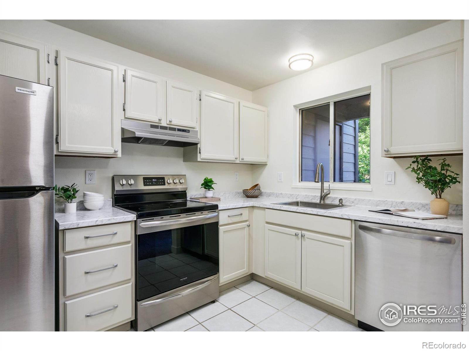 MLS Image #6 for 3465  lochwood drive,fort collins, Colorado