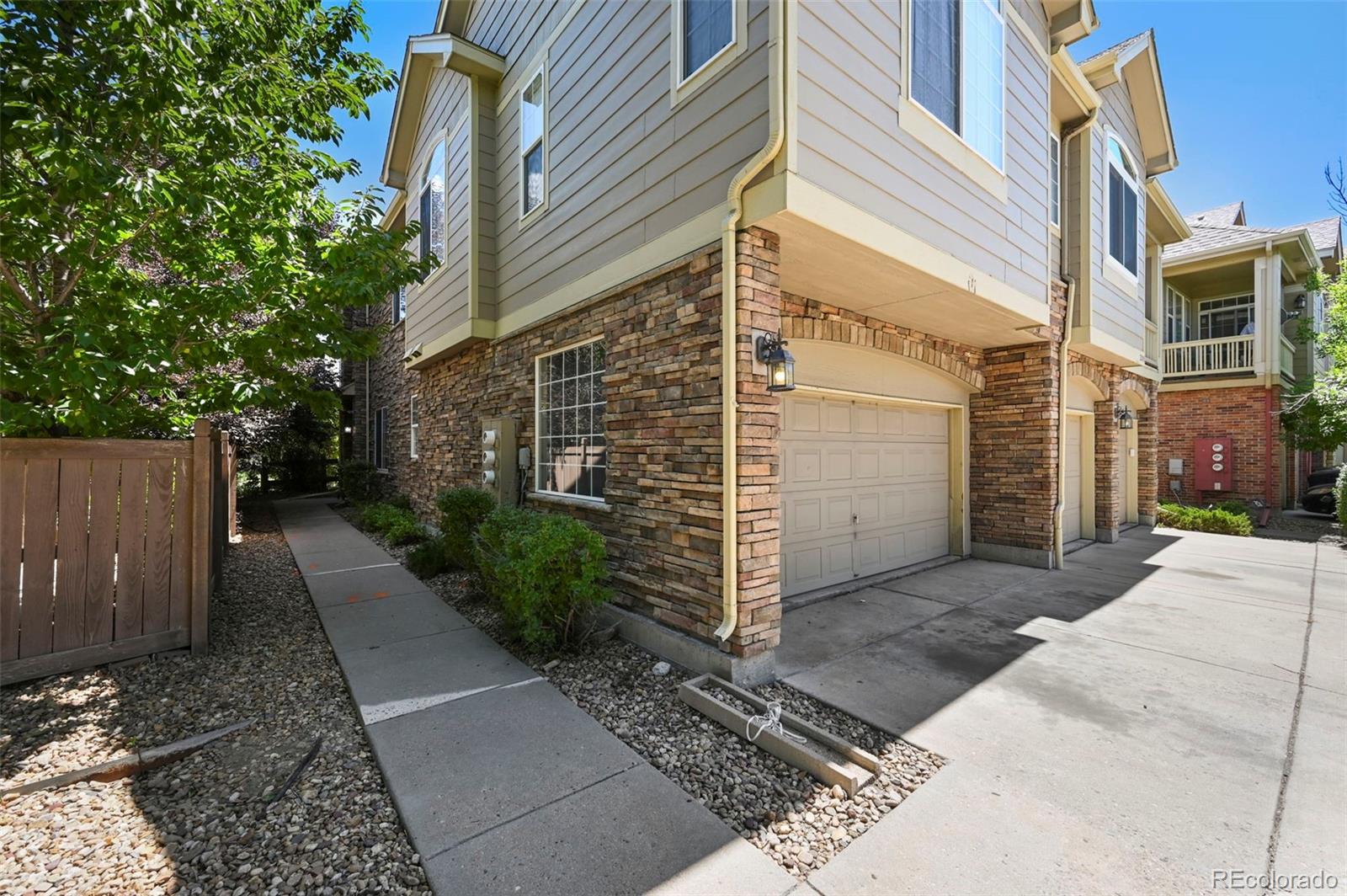 MLS Image #3 for 280  granby way,aurora, Colorado