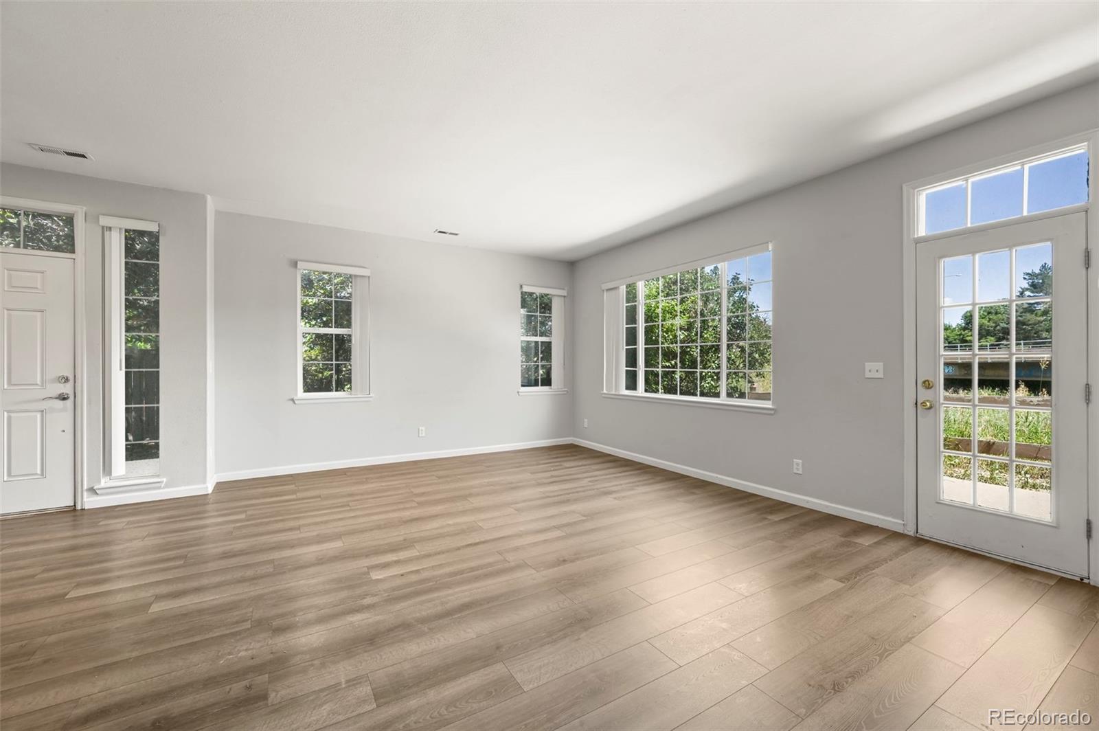 MLS Image #7 for 280  granby way,aurora, Colorado