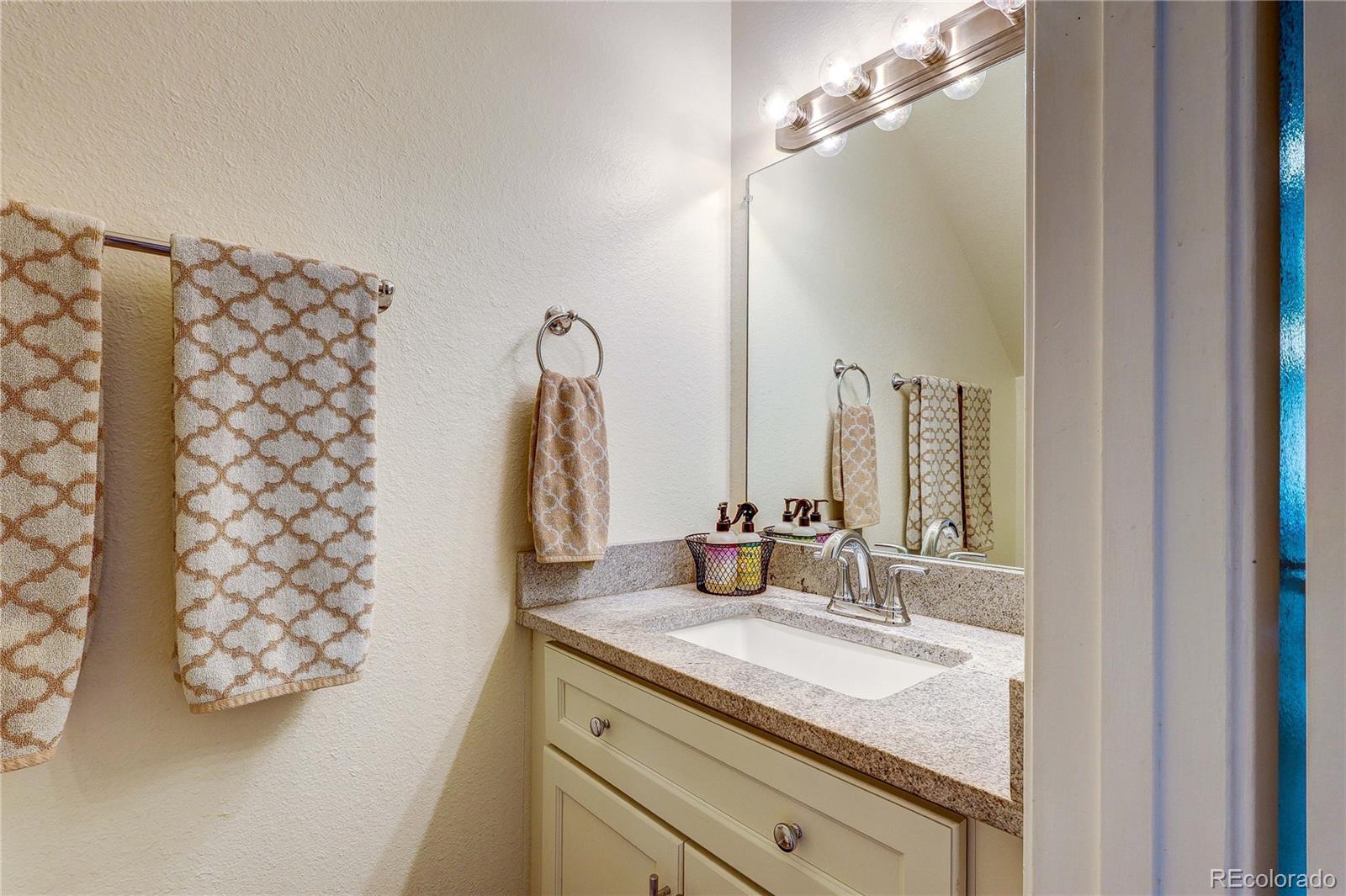 MLS Image #10 for 3572 s kittredge street,aurora, Colorado