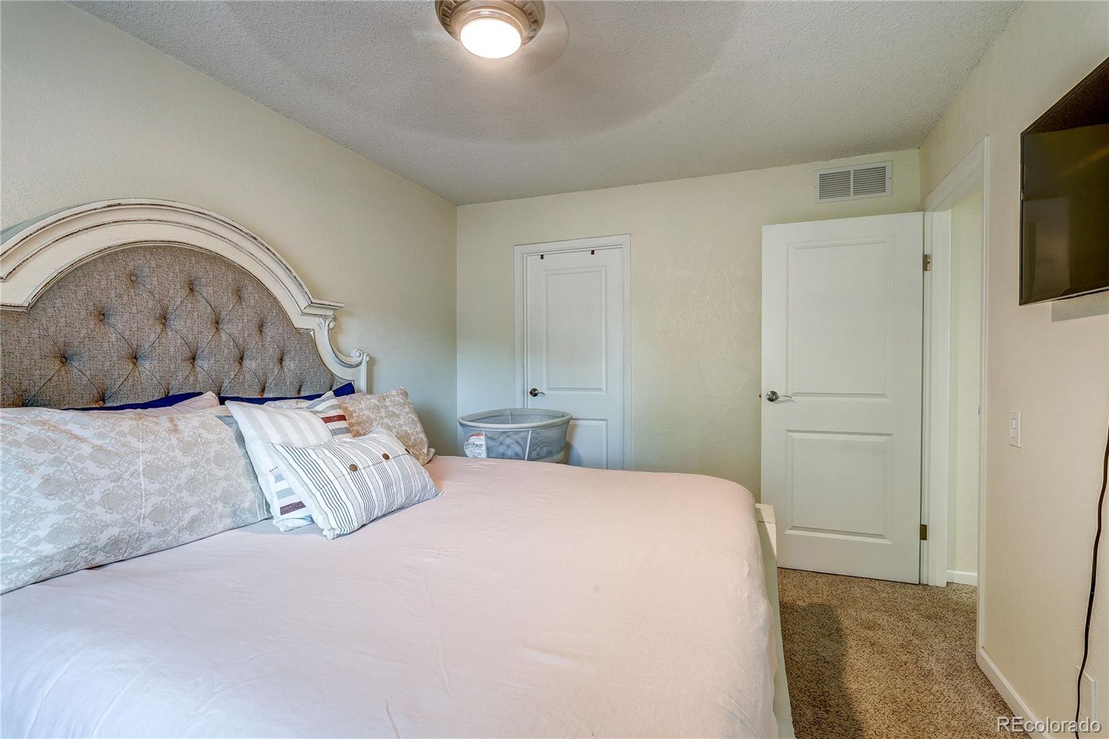 MLS Image #14 for 3572 s kittredge street,aurora, Colorado