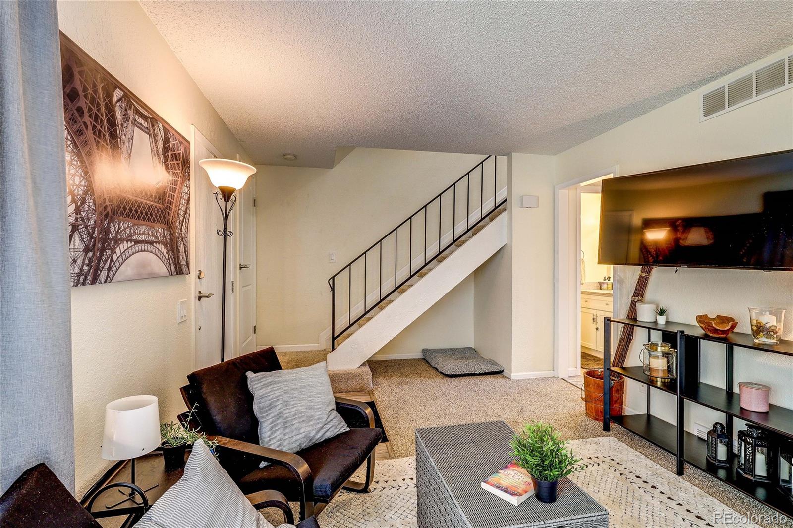 MLS Image #3 for 3572 s kittredge street,aurora, Colorado
