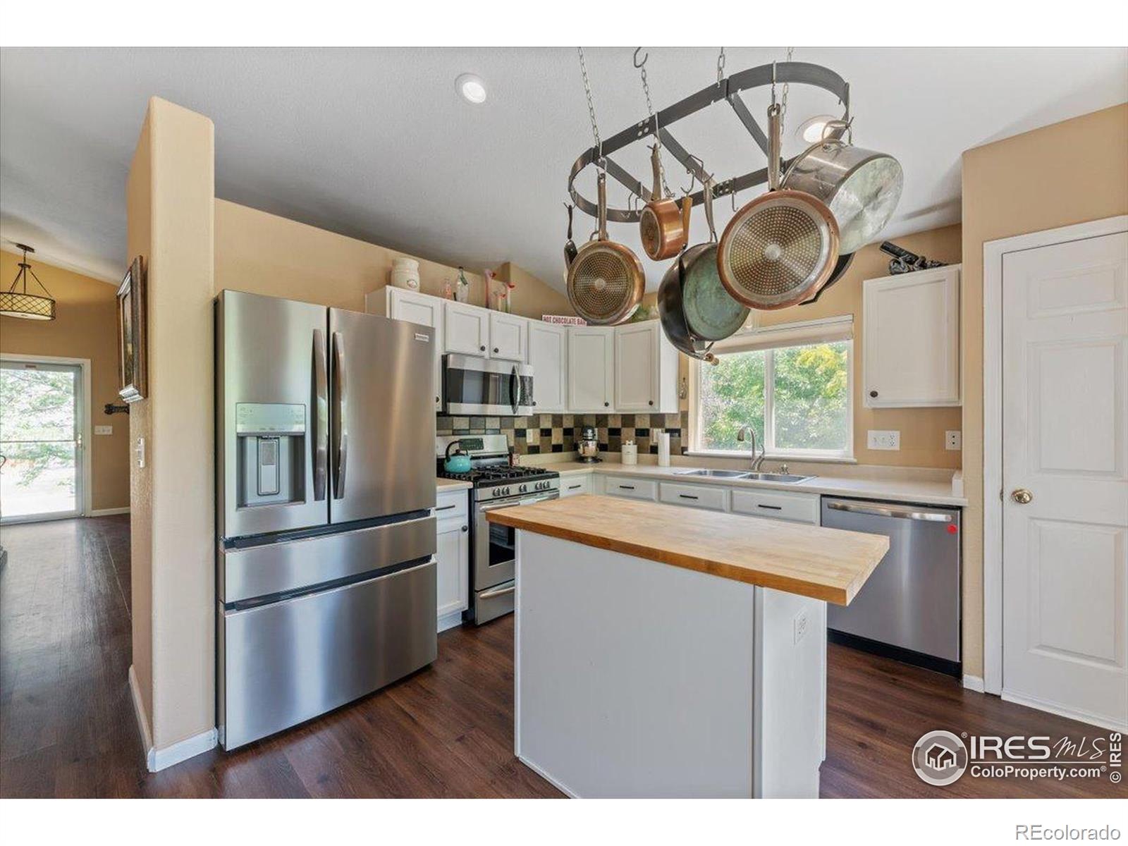 MLS Image #10 for 1534  box prairie circle,loveland, Colorado